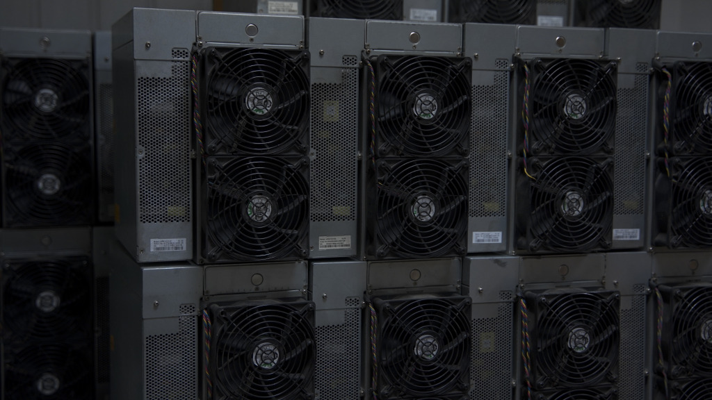 ASIC майнер Bitmain Antminer T15 ASIC майнер Bitmain Antminer T15