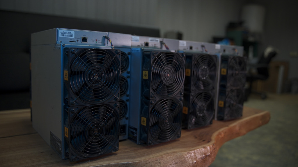 ASIC майнер Bitdeer SealMiner A2 Pro ASIC майнер Bitdeer SealMiner A2 Pro