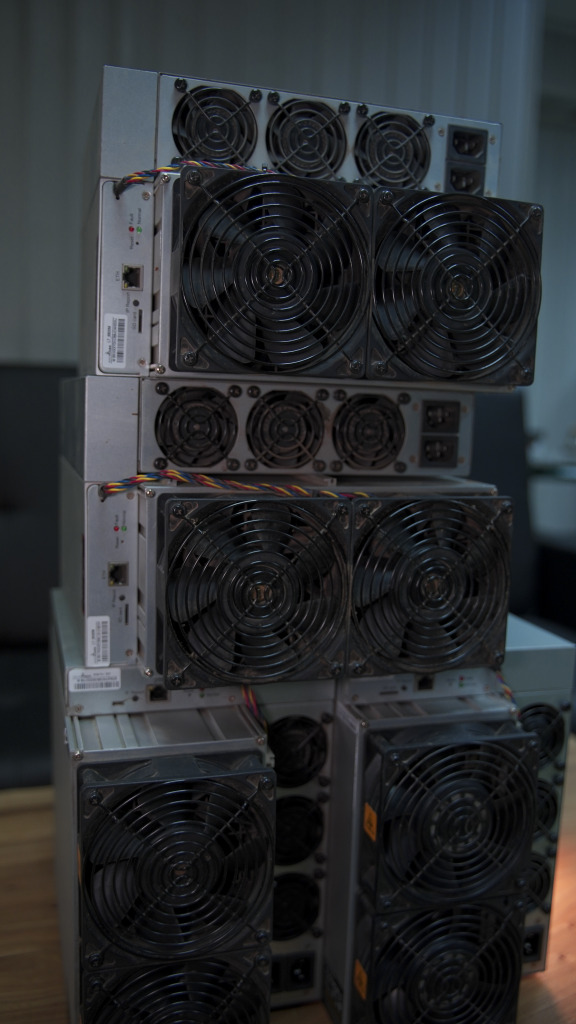 Innosilicon T2THF 34 TH/s