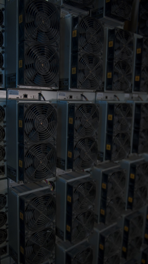 Холодный кошелёк для криптовалюты Ledger