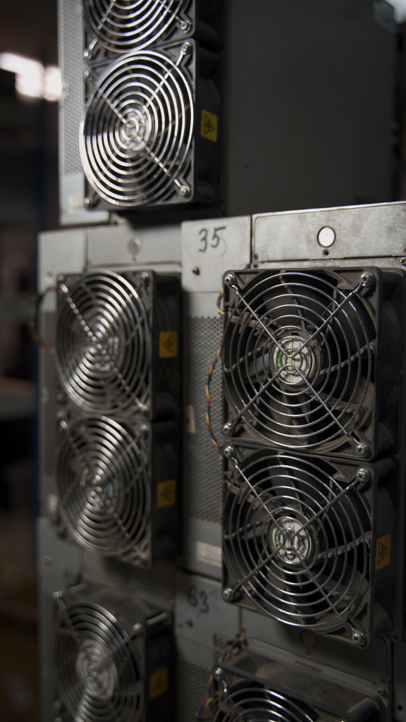 Холодный кошелёк для криптовалюты Ledger