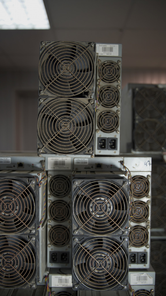 Холодный кошелёк для криптовалюты Ledger