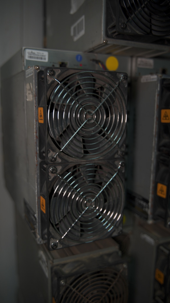 ASIC майнер Jasminer X16-Q Pro 2.0 GH/s ASIC майнер Jasminer X16-Q Pro 2.0 GH/s